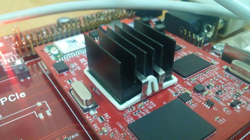 File:TS-4900 heatsink.jpg